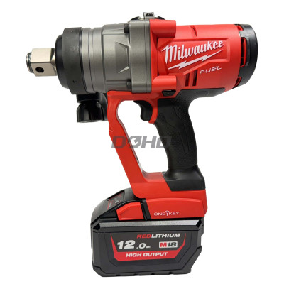 Akumuliatorinis smūginis veržliasukis su frikciniu žiedu Milwaukee M18 ONEFHIWF1-0X, 18 V, 2400 Nm, 1" + lagaminas